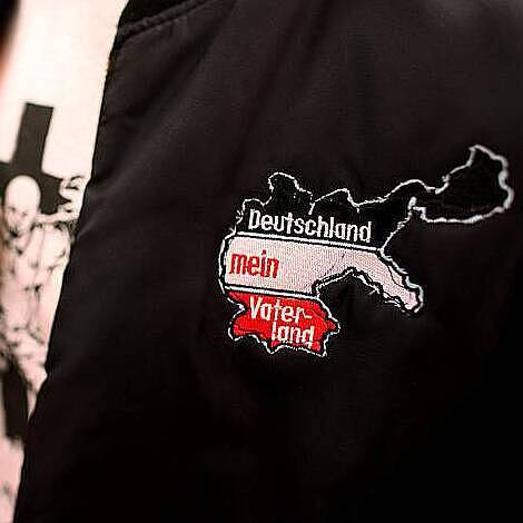 Öffnet die Seite 'Freitag 7.11.: Infoabend & Diskussion: Ist das nicht recht(s)extrem?'